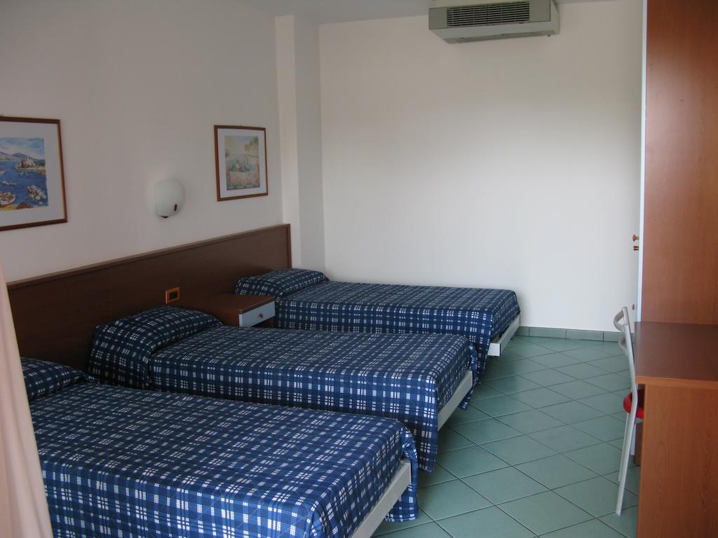 Residence Florida Каорле Стая снимка