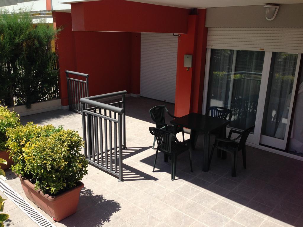 Residence Florida Каорле Екстериор снимка