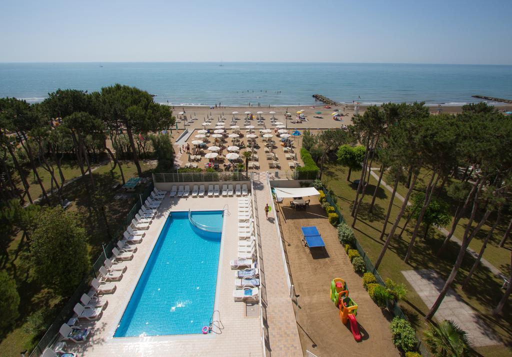 Residence Florida Каорле Екстериор снимка