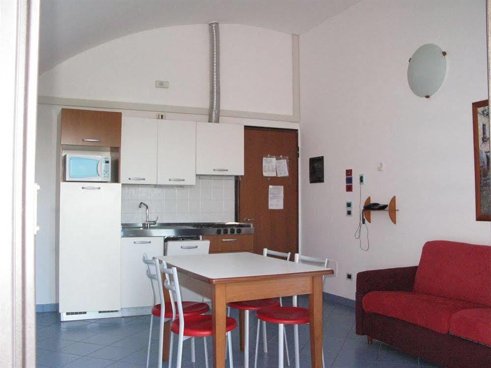 Residence Florida Каорле Екстериор снимка